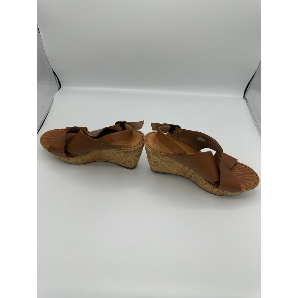 Born Wedge Cork heel sandals size 9 M - Picture 4 of 5